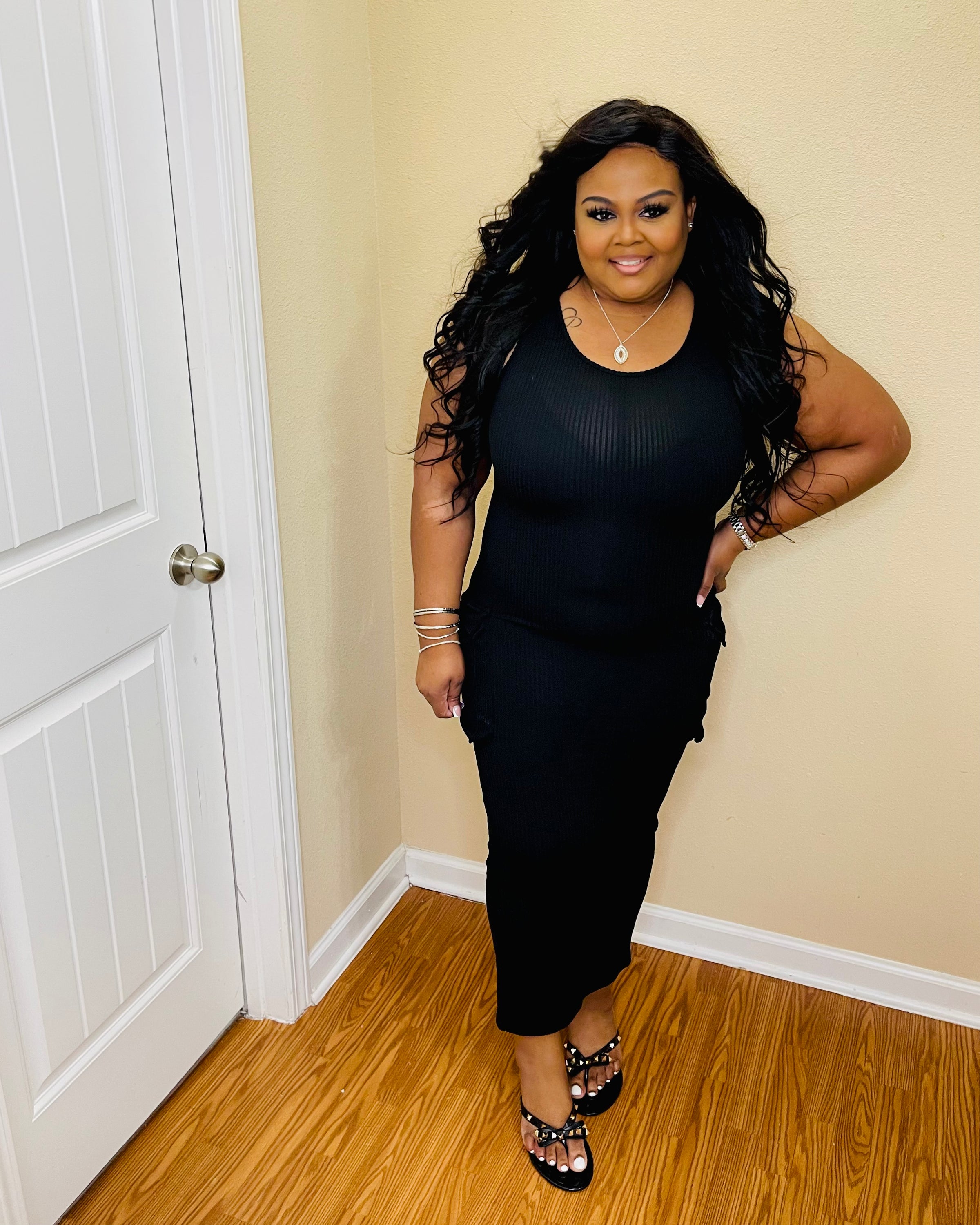 Black Sleeveless Dress