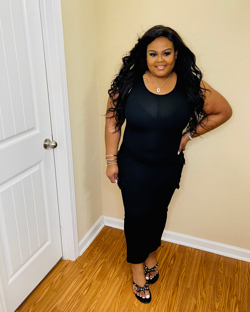Black Sleeveless Dress
